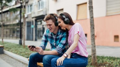 Creative Zen Hybrid Pro – wielostrumieniowe, bezprzewodowe słuchawki z LE Audio, niskim opóźnieniem