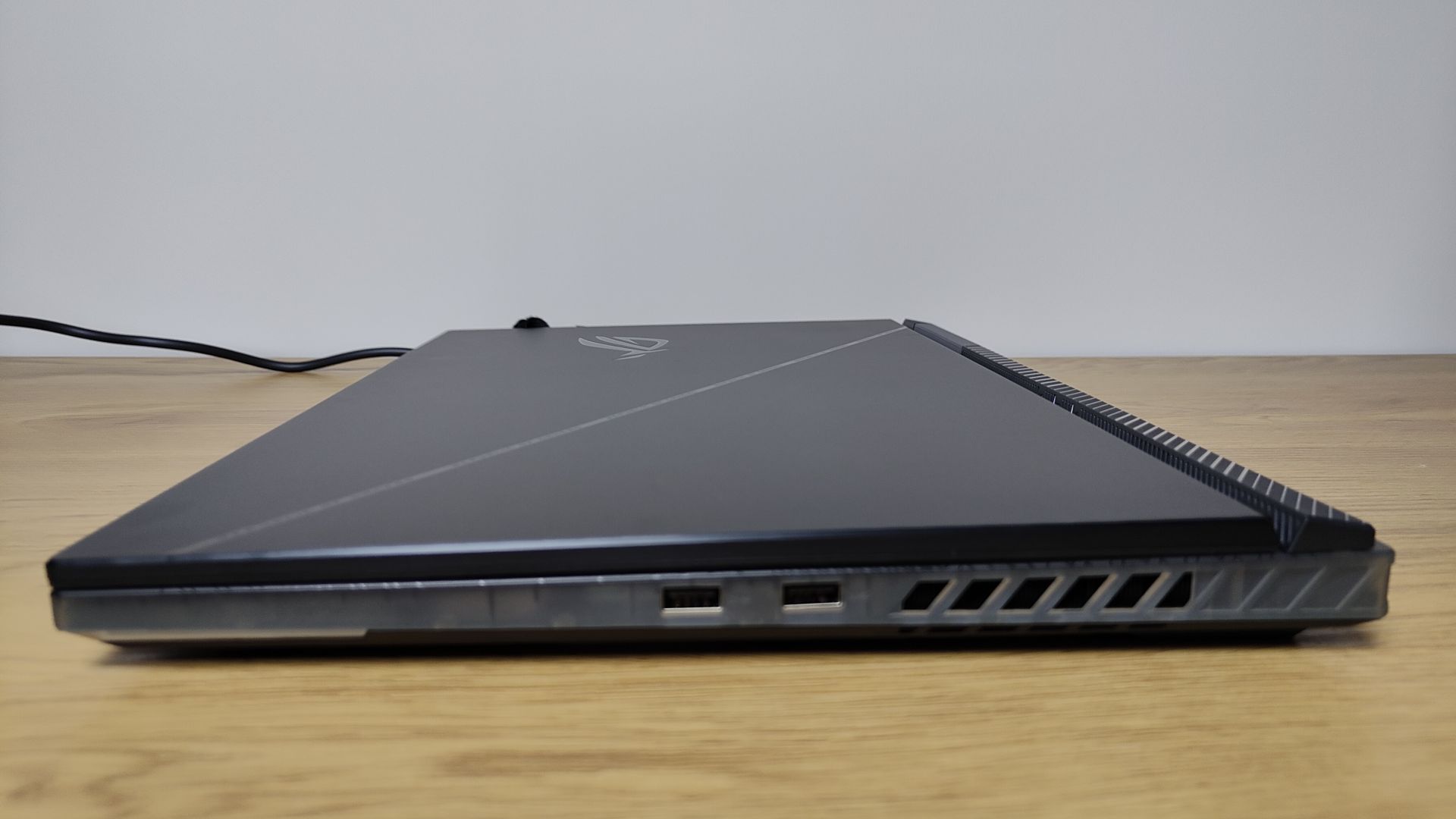 ROG Strix SCAR 18 (2024) G834